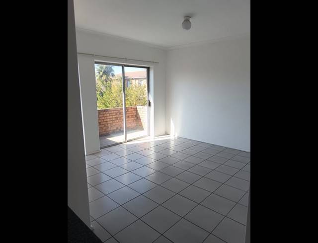 1 BEDROOM PROPERTY TO RENT IN WINDSOR PARK